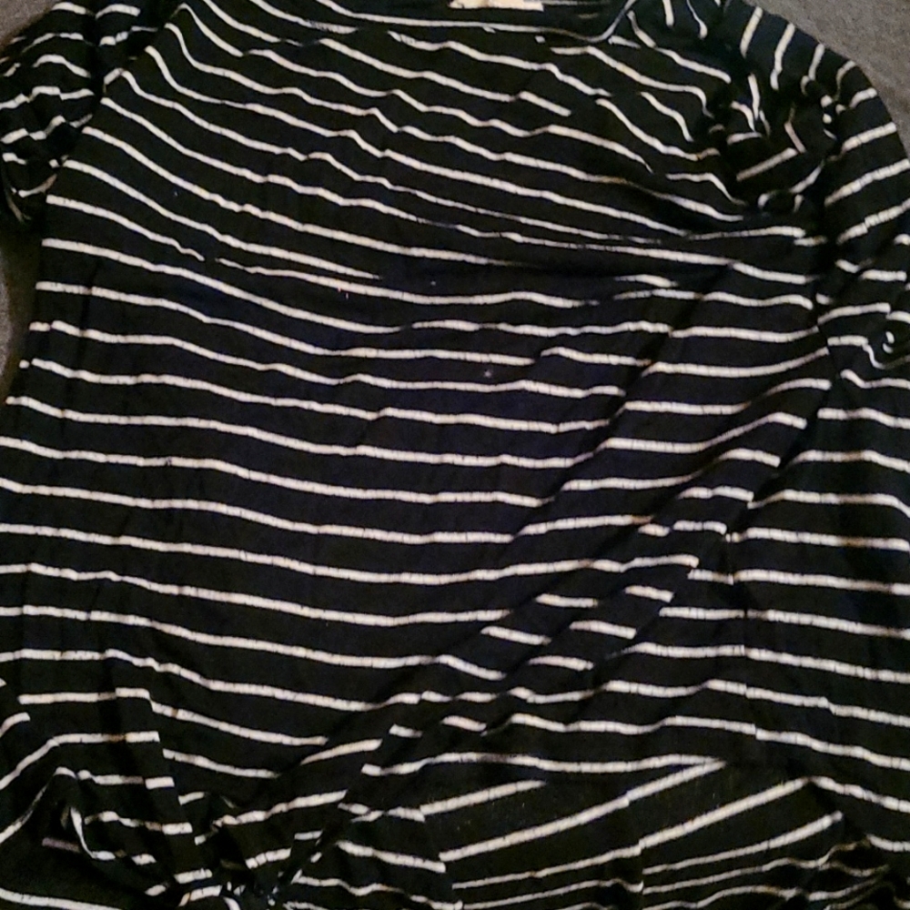 A black with white stripes shirt kids large